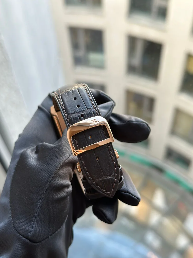 Jaeger-LeCoultre Grande Reverso 273.2.04